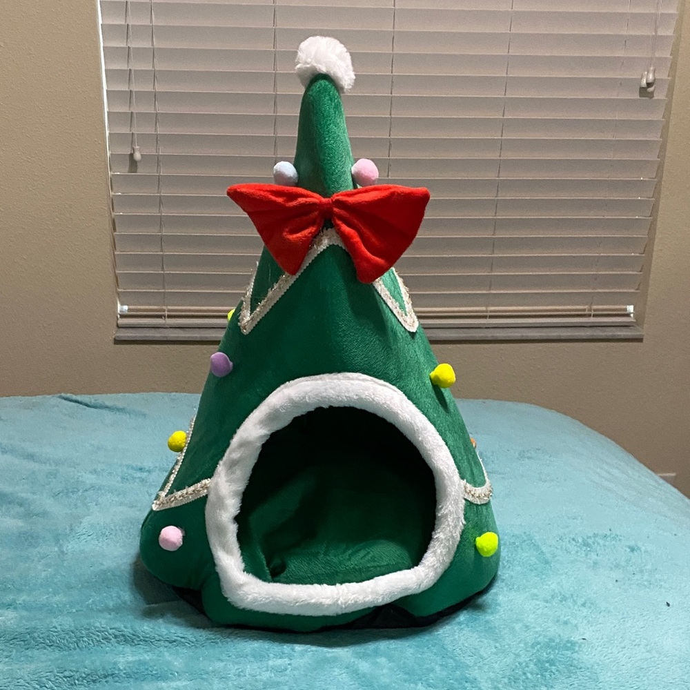 Cozy Christmas Tree Cat Bed with Red Bow